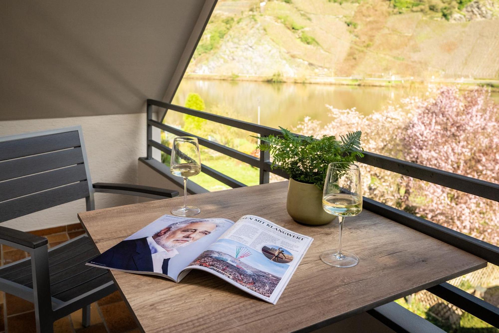 Uferdeck - Boutique Hotel Traben-Trarbach Exterior photo